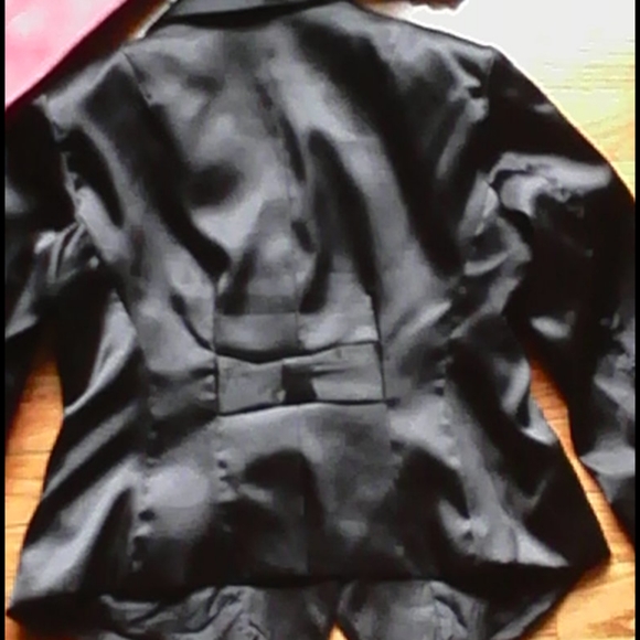 Satin Blazer - Picture 7 of 9